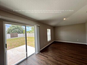 662 SE Polynesian Ave in Port St. Lucie, FL - Building Photo - Building Photo