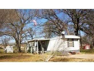 Walnut Creek Mobile Home Park in Alvarado, TX - Building Photo