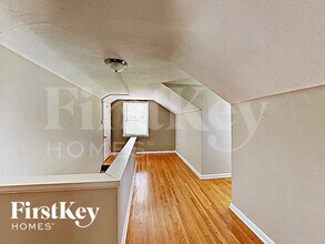 11251 Old Halls Ferry Rd in St. Louis, MO - Building Photo - Building Photo