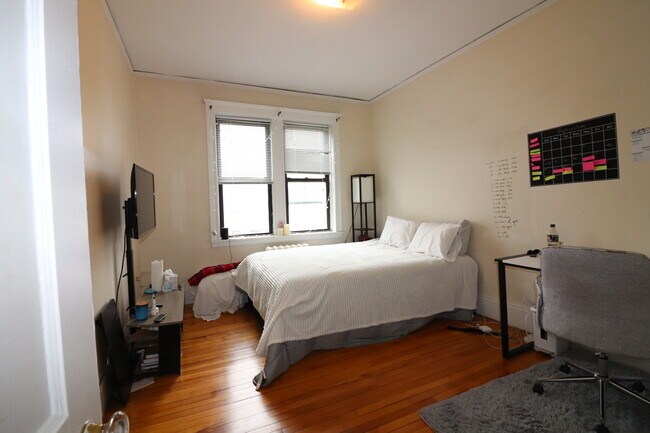 property at 122 Babcock St