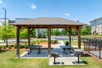 Anthem II in Atlanta, GA - Building Photo - Building Photo