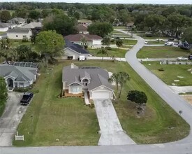 8725 Scandinavia Blvd in Lakeland, FL - Foto de edificio - Building Photo