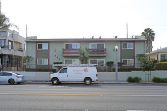 1944 20th St in Santa Monica, CA - Building Photo - Building Photo