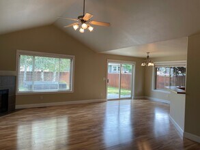 220 Mineral Ave in Bozeman, MT - Building Photo - Building Photo