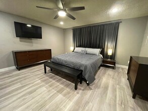 620 Lacy Ln in Las Vegas, NV - Foto de edificio - Building Photo