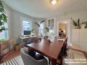 66 Williams St, Unit 3 in Boston, MA - Foto de edificio - Building Photo