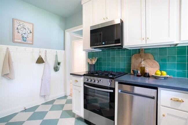 3010 Windsor Rd in Austin, TX - Building Photo - Building Photo
