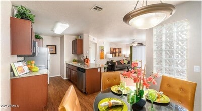 13440 N 44th St, Unit 1 in Phoenix, AZ - Building Photo - Building Photo