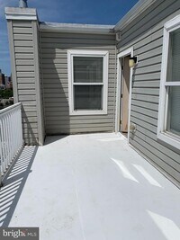 1605 E Fairmount Ave photo'