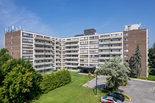 La Maison du Sommet in Dollard-des-Ormeaux, QC - Building Photo