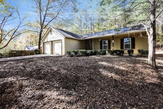 1213 Trout Dr in Woodstock, GA - Foto de edificio - Building Photo