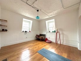 56 Dubois St in Newburgh, NY - Building Photo