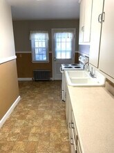 275 Marcy St-Unit -2L in Southbridge, MA - Building Photo - Building Photo