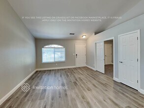 15 Whitestone Ct in Elk Grove, CA - Foto de edificio - Building Photo