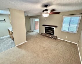 156 Woodfield Pl in Enterprise, AL - Foto de edificio - Building Photo