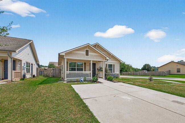 1202 Cedar Creek Drive in Conroe, TX - Building Photo - Building Photo