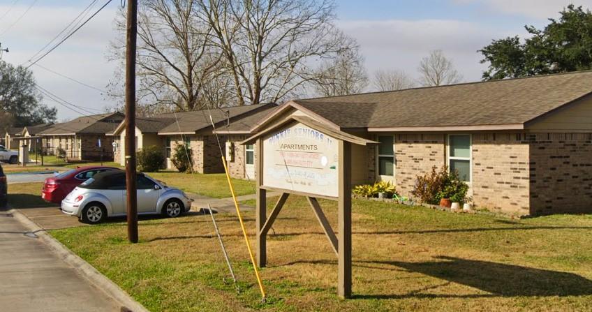 120 Seniors II St in Bunkie, LA - Building Photo