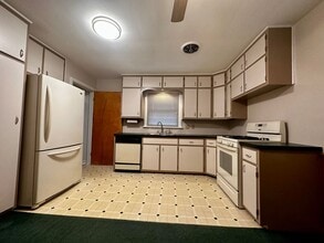 21 Verona Ave in Battle Creek, MI - Building Photo - Building Photo