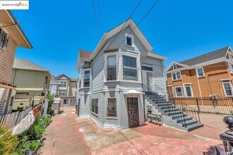 1715 9th Ave in Oakland, CA - Building Photo - Building Photo