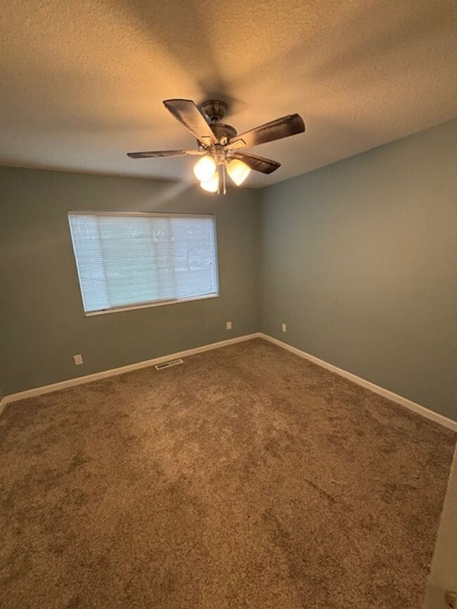 property at 1013 S Willamette St
