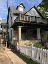 954 1/2 Jenifer St, Unit 954.5 in Madison, WI - Building Photo