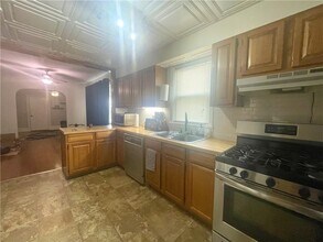 1005 Narragansett Blvd in Providence, RI - Building Photo - Building Photo