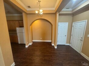 7071 Lake Joanne Dr in Pensacola, FL - Building Photo - Building Photo