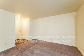 2826 Winding Ln in Antioch, CA - Building Photo - Building Photo