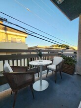 1410 Wellesley Ave in Los Angeles, CA - Foto de edificio - Interior Photo