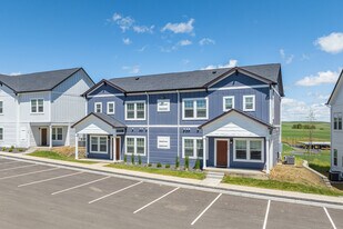 Aspen Heights Pullman in Pullman, WA - Building Photo