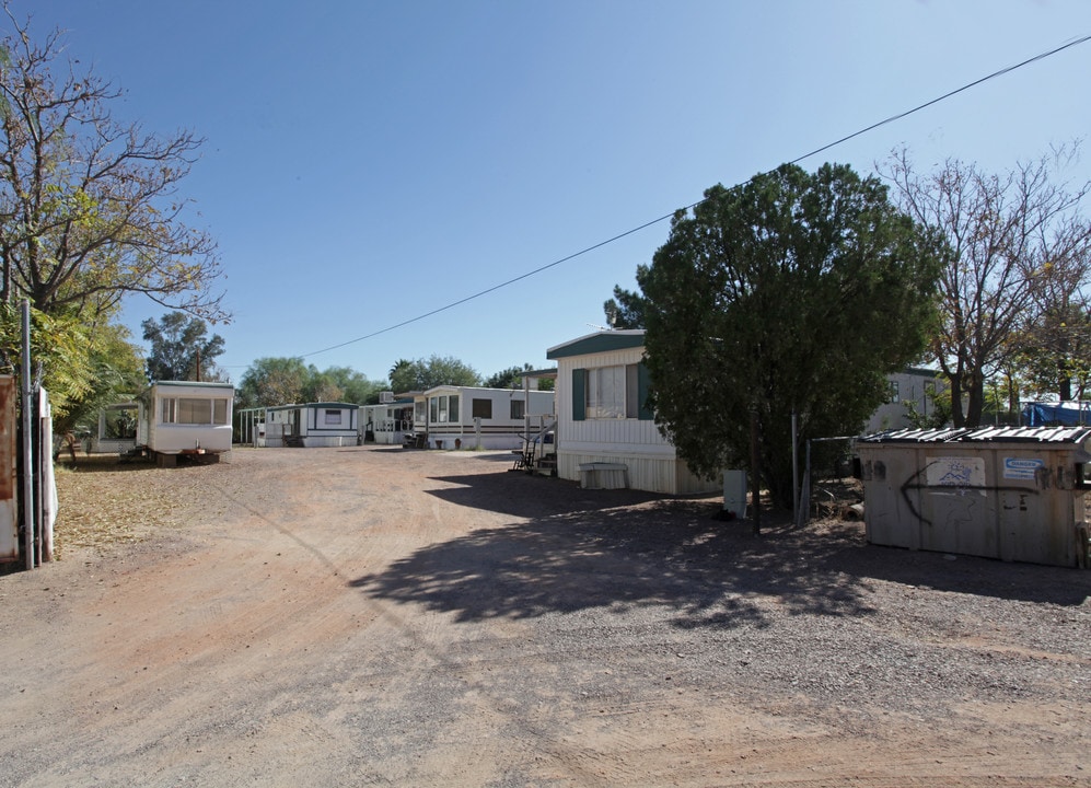 4302 N Linda Lee Dr in Tucson, AZ - Building Photo