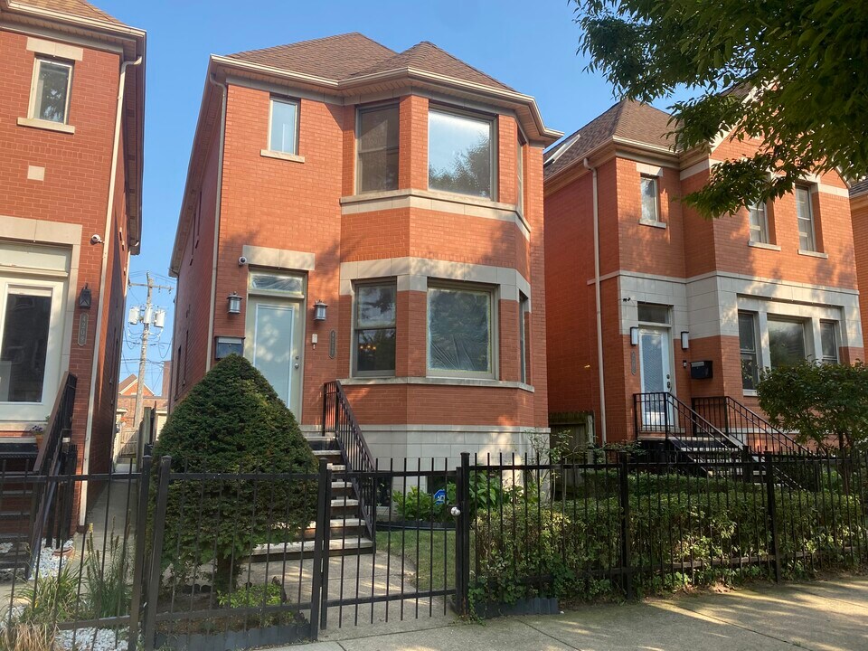 4211 S Ellis Ave in Chicago, IL - Building Photo