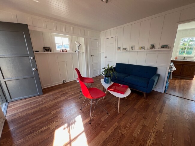 539 Brooks Ave in Venice, CA - Foto de edificio - Building Photo