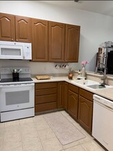 473 N Kent Ln in North Salt Lake, UT - Foto de edificio - Building Photo