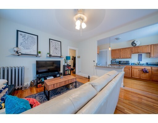 465 Broadway-Unit -12 in Medford, MA - Building Photo - Building Photo