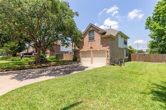 18714 Racquet Sports Way in Atascocita, TX - Building Photo - Building Photo