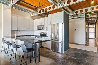 1401 Eva St in Austin, TX - Building Photo - Building Photo