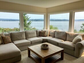 3850 50th Ave NE in Seattle, WA - Building Photo - Building Photo