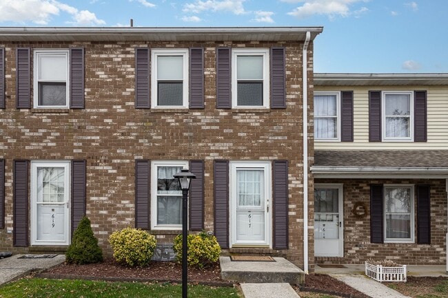 617 Allenview Dr in Mechanicsburg, PA - Building Photo - Building Photo