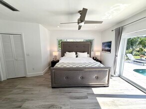 100 SW 11th Ave in Boca Raton, FL - Building Photo - Building Photo