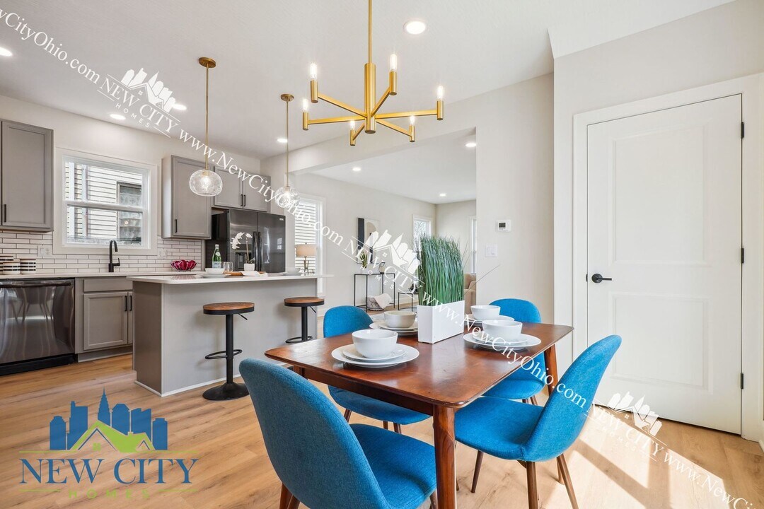 Newly Built Home! 3 Beds, 2.5 Baths, 2 Car in Columbus, OH - Building Photo