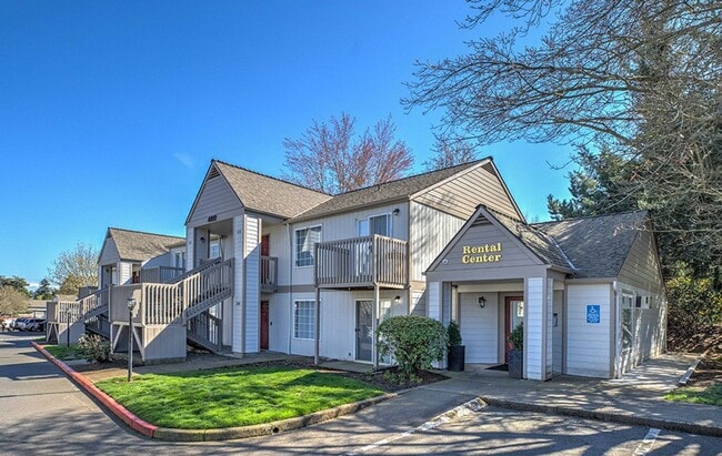 FOX HOLLOW APARTMENTS