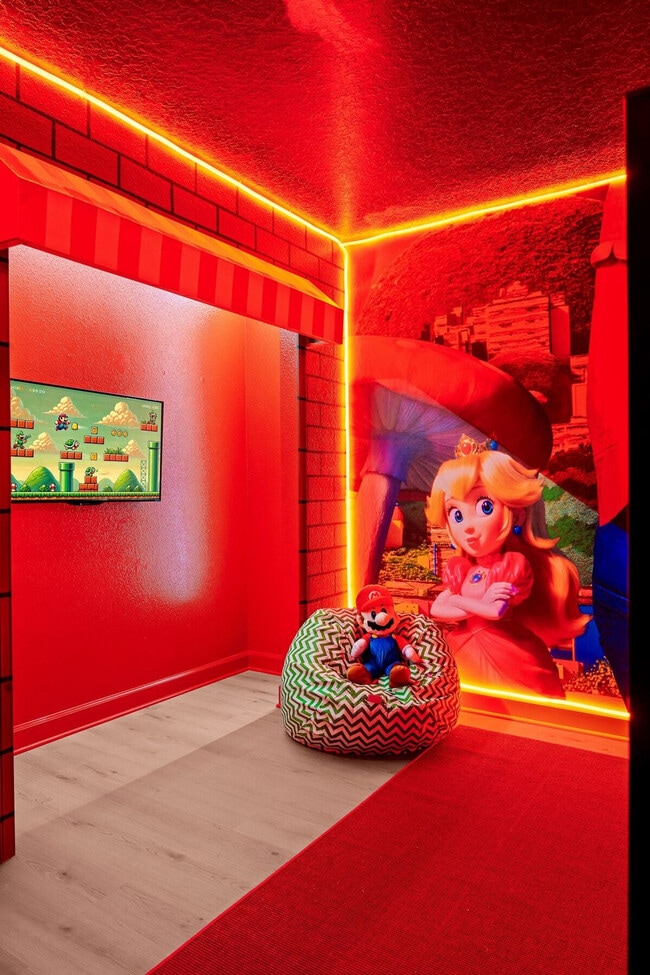 4710 Sleepy Hollow Dr