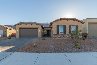 8060 S Desert Indigo Dr in Tucson, AZ - Building Photo - Building Photo