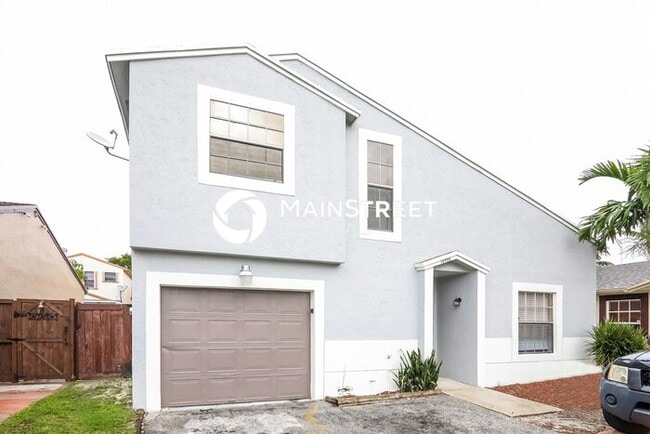 18954 NW 63rd Ct Cir in Hialeah, FL - Building Photo - Building Photo