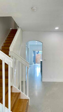 10850 NW 82nd Terrace in Doral, FL - Building Photo - Building Photo