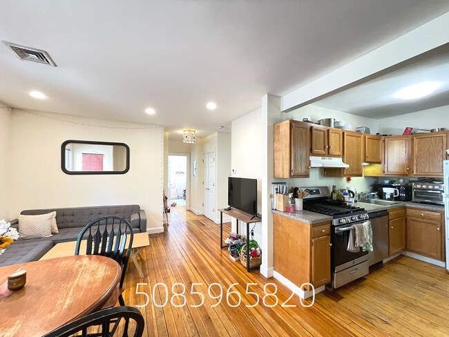 124 Browne St, Unit 2
