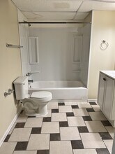 3823 Manner Dale Dr in Louisville, KY - Building Photo - Building Photo