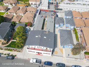 425 Daisy Ave in Long Beach, CA - Building Photo - Building Photo