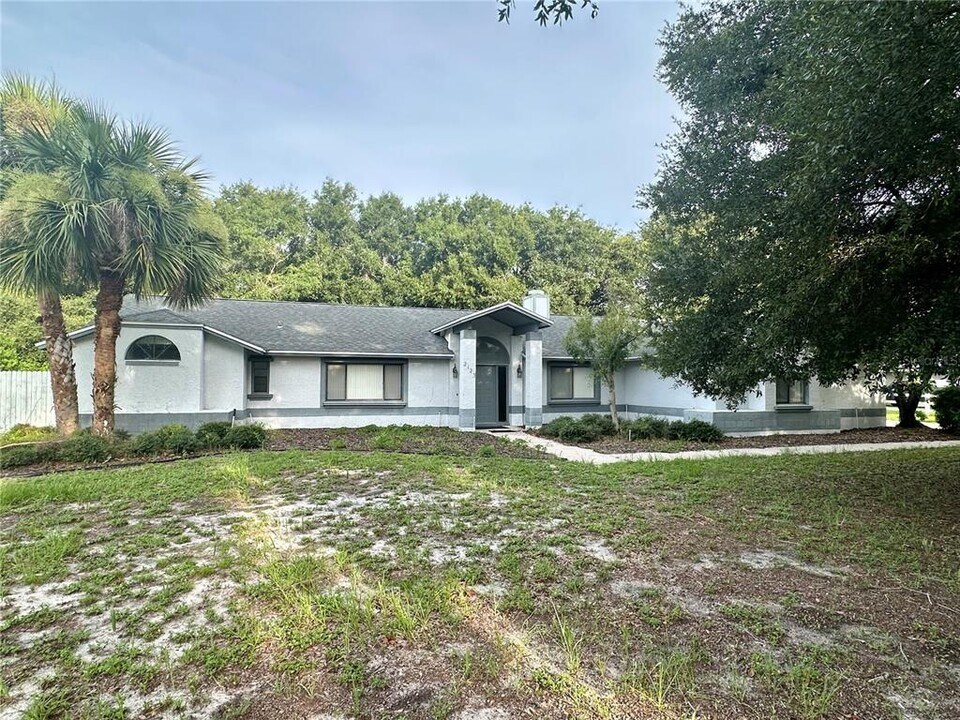 2123 Judith Pl in Longwood, FL - Building Photo